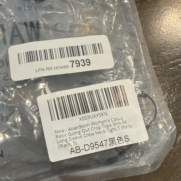 Small Black Stretchy Long Sleeve Women's Top - Picture 2 of 6